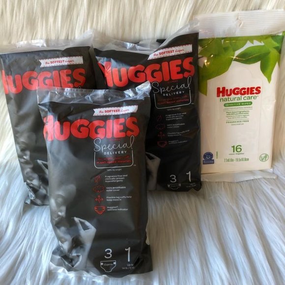 Huggies Diaper & Wipes Sample Bundle - Picture 1 of 4